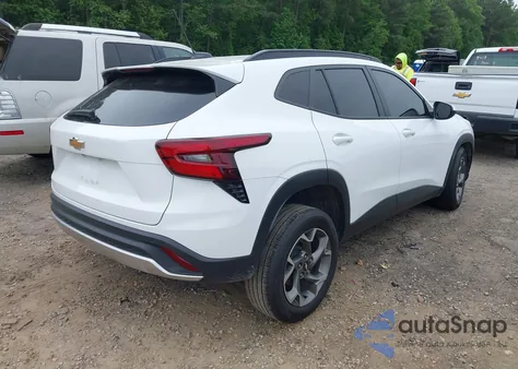 2024 Chevrolet Trax Fwd Lt z USA, uszkodzony, nr VIN KL77LHE29RC211107